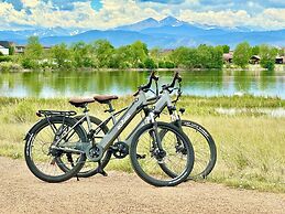 New Build W/ Great Backyard & Lake Access!