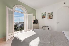 3135 La Voce del Mare by Barbarhouse