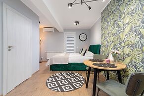 Kraków Underground Apartment by Renters