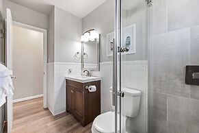 Breathtaking Condo in the Heart of Old Town