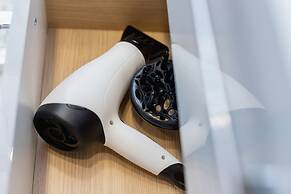 Kielecka Studio With AC by Renters