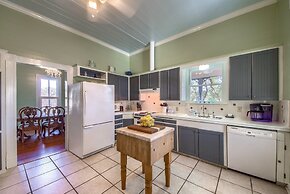 Sweet Annie Ot 250sa 2 Bedroom Home by RedAwning