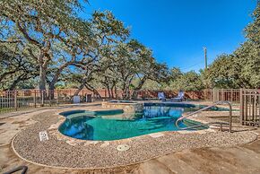 Sweet Annie Ot 250sa 2 Bedroom Home by RedAwning