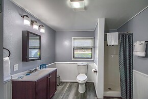 Sweet Annie Ot 250sa 2 Bedroom Home by RedAwning