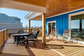 Beach Happy - 2609 Bienville 5 Bedroom Home by Redawning