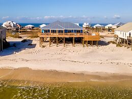 Beach Happy - 2609 Bienville 5 Bedroom Home by RedAwning