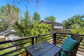 Industrial Old Town Bungalow W/ Free Cruiser Bikes