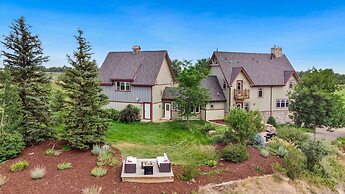 Sunrise Ranch! Amazing Mountain Views!