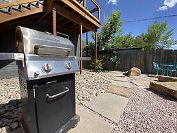 Spacious Downtown Apartment – Walk to Old Town Fc!