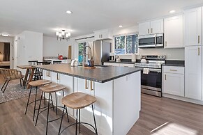 Woodhaven 2 Bedroom Home by RedAwning