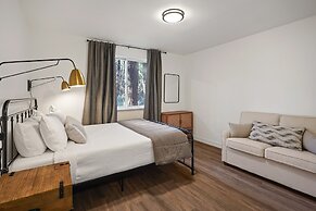 Woodhaven 2 Bedroom Home by RedAwning