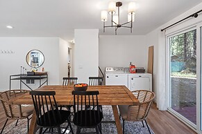 Woodhaven 2 Bedroom Home by RedAwning