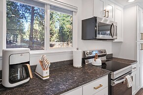 Woodhaven 2 Bedroom Home by RedAwning