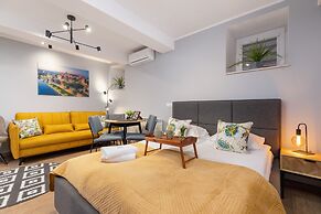 Kielecka Studio for 4 Guests by Renters