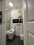 Nice Studio in London