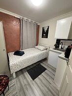 Nice Studio in London