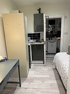 Nice Studio in London