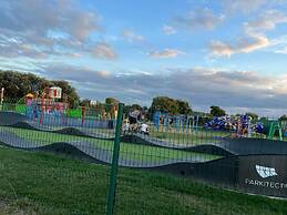 205 Holiday Resort Unity 6 Berth Pet Friendly