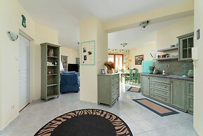 Mountain View Czajki by Renters