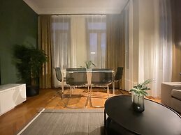 Sleek Flat With Central Location in Beyoglu