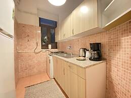 Sleek Flat With Central Location in Beyoglu