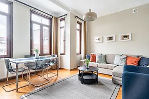 Sleek Flat With Central Location in Beyoglu