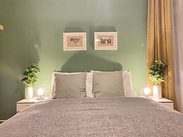 Sleek Flat With Central Location in Beyoglu