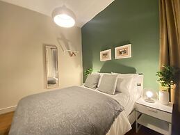 Sleek Flat With Central Location in Beyoglu