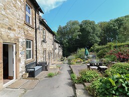 Longstone View