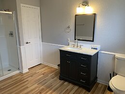 Quiet Your Mind Ot 250qm 1 Bedroom Home by RedAwning