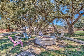 Quiet Your Mind Ot 250qm 1 Bedroom Home by RedAwning