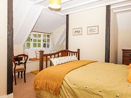 Posbury Lodge