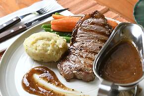 Bruga Villas Restaurant and Spa