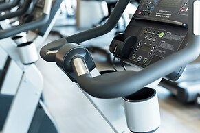 Leedon Hotel & Suites Surabaya