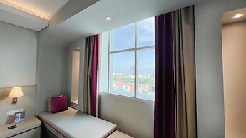 Leedon Hotel & Suites Surabaya