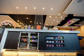 Hampton By Hilton Quito La Carolina Park