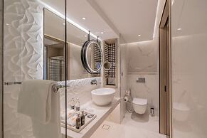 Kwetu Nairobi, Curio Collection By Hilton