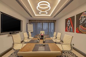 Kwetu Nairobi, Curio Collection By Hilton