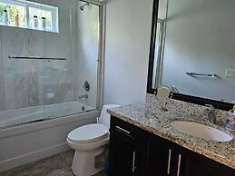 Oscar Inn & 2bd Suite up to 6 people private