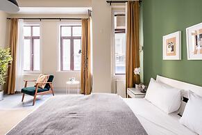 Modern Flat With Central Location in Beyoglu