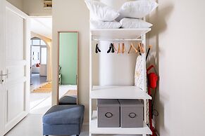 Modern Flat With Central Location in Beyoglu