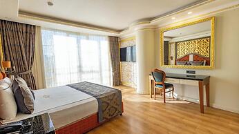 Can Adalya Palace Hotel