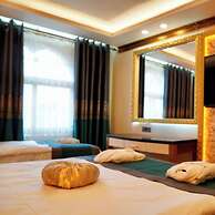 Can Adalya Palace Hotel