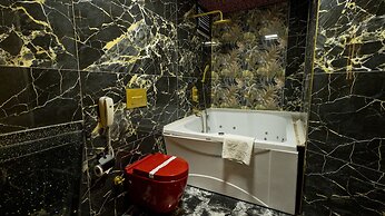 Can Adalya Palace Hotel