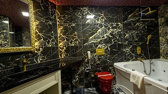 Can Adalya Palace Hotel