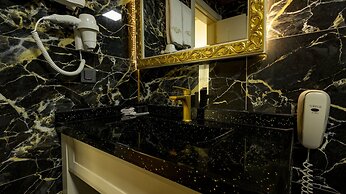 Can Adalya Palace Hotel