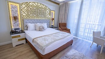Can Adalya Palace Hotel