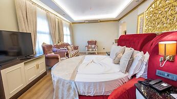 Can Adalya Palace Hotel