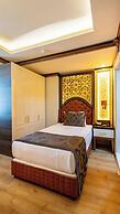 Can Adalya Palace Hotel