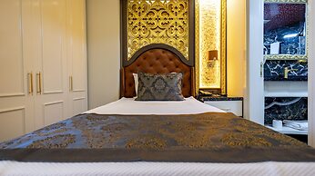 Can Adalya Palace Hotel